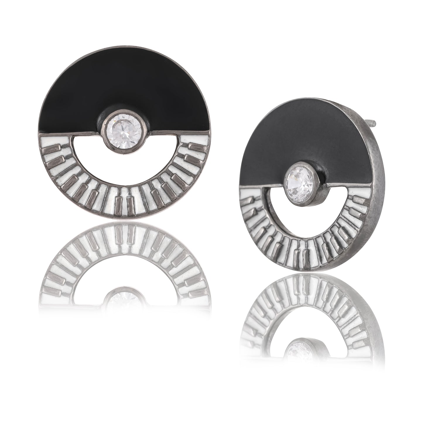 Fiora Studs