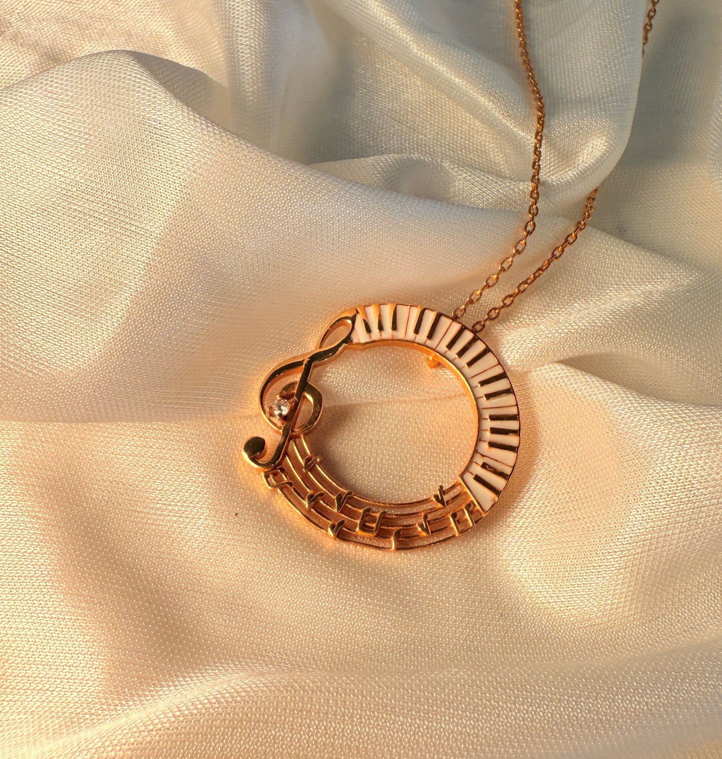 Cadence Pendant