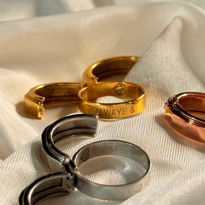 Hidden message ring