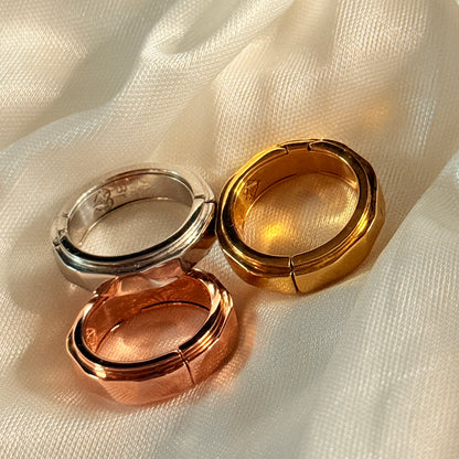 Hidden message ring